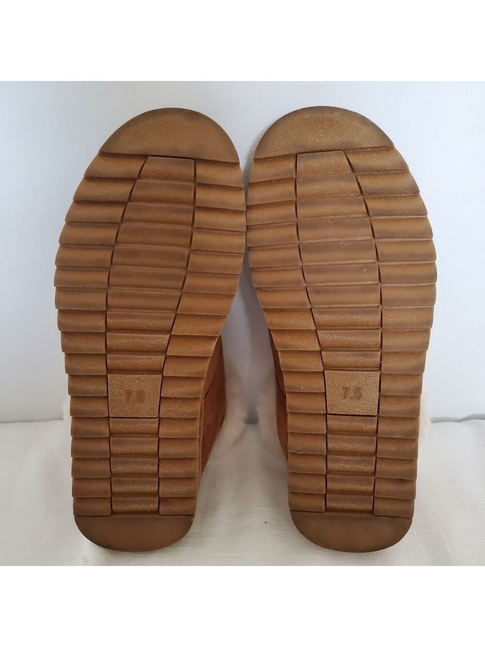 CUSHIONAIRE 'HOPE' ANKLE BOOTIES SLIP-ON SUEDE FAUX-SHEARLING CHESTNUT WOMEN 7.5 - Picture 9 of 12